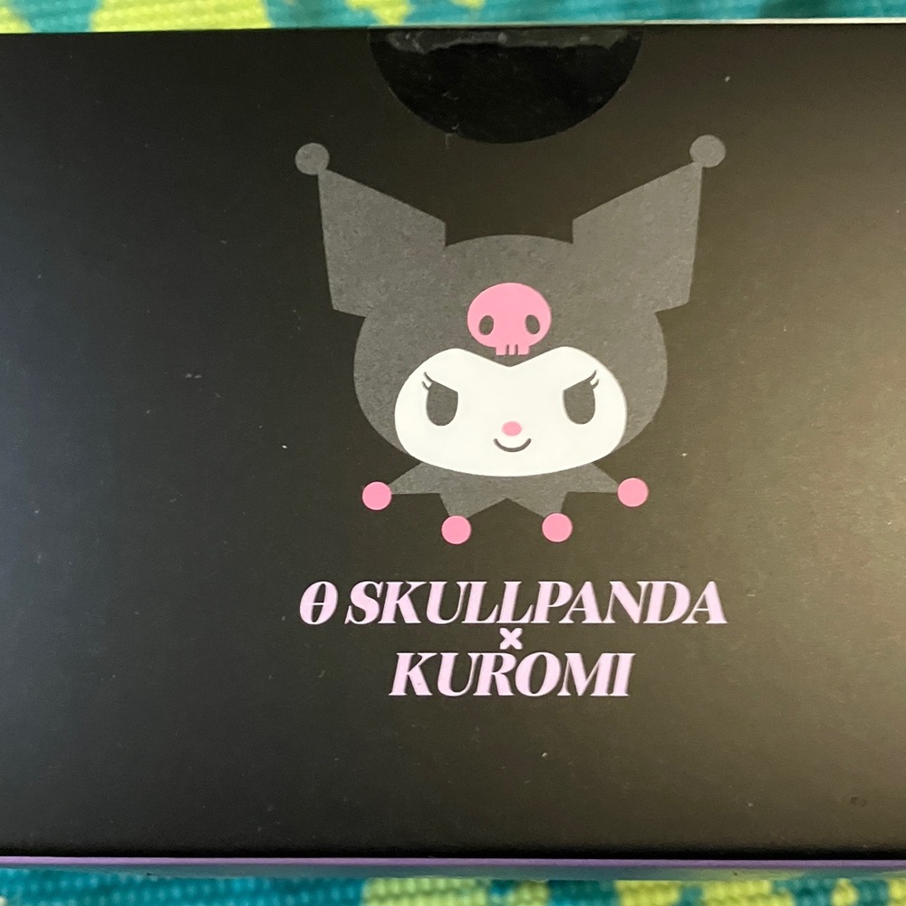 πKuromi x Skullpanda Black Plush Pendant - Picture 7 of 8